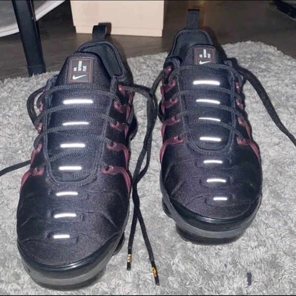 Nike Air Vapormax plus Black Noble Red - Picture 7 of 7